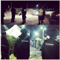 А этих то куда принесло? Не ровен час кто водичкой обрызгает... Страшные ж ожоги будут.