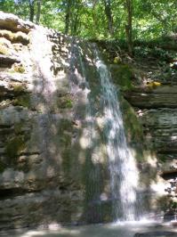 А я тут был)) Помню как выронил фотик прям в воду)) Геленджыыык классный город!!! Скучаю по этому красивому и приветливому городу)