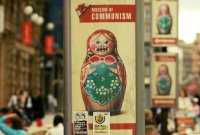 Я это видела в Праге) Хотела сходить,но передумала)Вдруг матрёшка загрызёт)