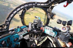 Глядя на такие фотки всегда поражался - КАК можно всем этим управлять?!!! В то же время еще вести бой, нести груз, регулировать шаг винта, обороты и т.д.
В общем, снимаю шляпу!!! С праздником!!!