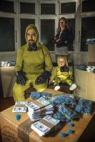 Это случаем не Саша Барон Коэн?
Похож...