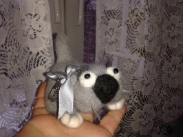 Котейка супер!!!Неожиданно встретить тут соратницу по хобби,я своих зверей раздариваю,иногда даже фоток не остаётся:)