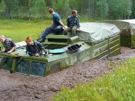 "Витязь" Д-30П  - ВОТ ЭТО вездеход, а то так...Внедоржник...