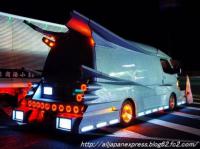 Куда им до японцев... (Кроме одного скромного японца в подборке)