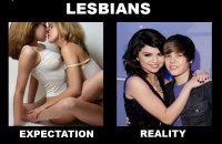 Вообще-то справа эмо-мальчик...