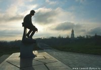 Один из любимых актёров "про войну". И просто великий человек.