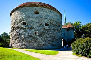 До нее не дошел,а называется она и впрямь Толстая Маргарита!