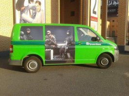 Инкассаторы Приватбанка, такие есть в каждом городе. Шедевр рекламы =)