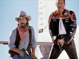 ДАЖЕ ...........

-----
Ландшафт авиабазы настолько уникален, что им заинтересовался даже Голливуд. И вот он появляется в фильме «Трансформеры».
-----

Да ссать они хотели на ваших трансформеров