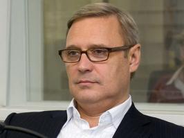 Сарказм понял. Моё мнение - эти люди - одного поля ягоды. Позвольте, обосную графически:
.
1. Оппозиционер: