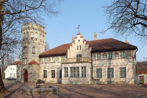 замок Орлова в Таллине- Баскервиль-Холл