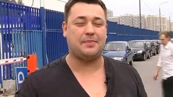 Что чувак из Руки Вверх совсем у же не тот)))))))))