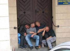 Это всё Америкосия. У нас как-то так...