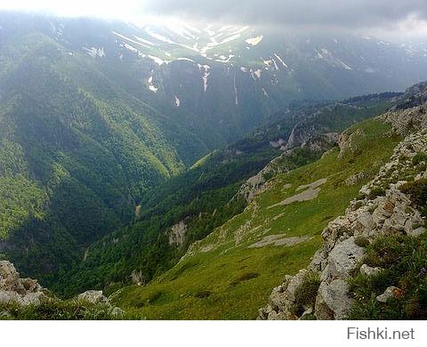 там-же,сверху серое это уже облака)