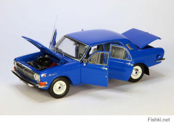 Модельки были просто супер! Вот эта автолегенда была у меня в детстве. Тогда качество проработки деталей было очень высокое, сейчас только на очень дорогих моделях встретишь что-либо подобное