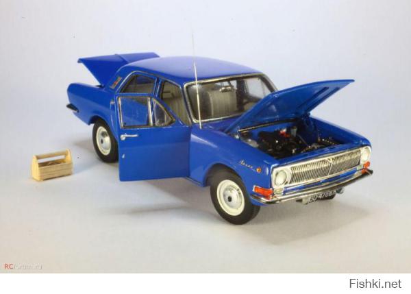 Модельки были просто супер! Вот эта автолегенда была у меня в детстве. Тогда качество проработки деталей было очень высокое, сейчас только на очень дорогих моделях встретишь что-либо подобное