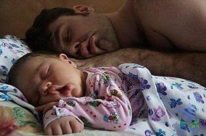 Самые смешные и нелепые фотографии отцов со своими детьми