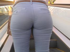 Девушки из мира автоспорта