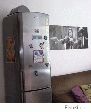 Гифка с холодильником напомнила одно видео  Это не эти ребята случаем :)