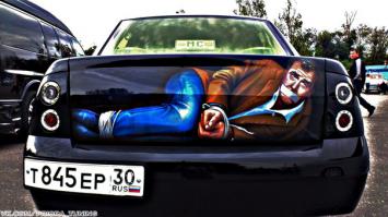 Рисунки на автомобилях