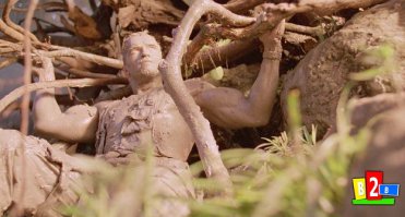 Боди-маскировка: тела моделей, замаскированные под окружающую среду