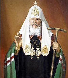 Почему-то в одних переодетых мужиков верить смешно, а в других нет ))