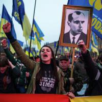 Из попеля сделали героя укропии? Не, не слышал 
Правда, даун?