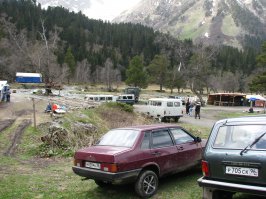 А нам наоборот нравится )))
Вот наша бывшая машинка. Софийские ледники.