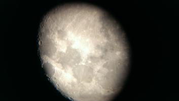 Просто гений :)
Я так луну в телескоп поймал :)