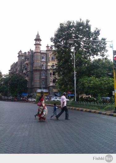 Мумбаи. Самый чистый из городов Индии. И очень красивая архитектура.