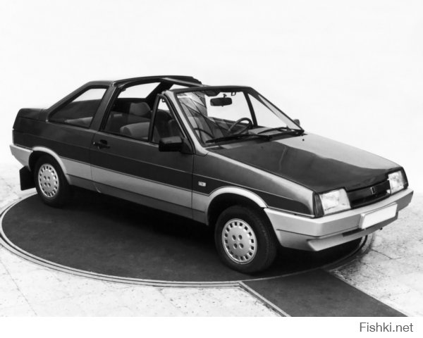 ВАЗ 2108 "Тарга" Прототип '1988
Опытный образец ВАЗ 2108 с кузовом "тарга", изготовленный в 1988 году в Центре стиля ВАЗа. По некоторым данным, был собран один автомобиль и один кузов, кузов был уничтожен в 1992 году, а позже был утилизирован и автомобиль.