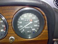 П/и/з/д/ё/ш/ь!!!!
Это спидометр ВАЗ-2106!

А это ВАЗ-2103!