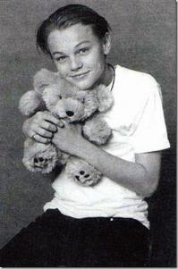 Медвежонка звали Оскар...
Это был единственный Оскар,который принадлежал Лео....