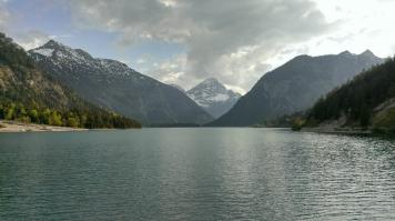 Озеро Am Plansee в Австрии. Фотография не передаст всей красоты того места. Фоткал на телефон)))