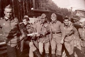 фотки из дембельского альбома ДМБ-79 849-й арт. полк (в/ч48731). может кто себя узнает))