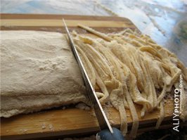 ВСЁ РАВНО ДОМАШНЯЯ ЛАПША ВКУСНЕЕ!