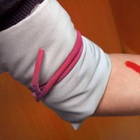 ПО-МОЕМУ САМЫЙ ПРЕВОСХОДНЫЙ СПОСОБ ИСПОЛЬЗОВАНИЯ РЕЗИНКИ, СПАСШИЙ НЕ ОДНУ ТЫСЯЧУ ЖИЗНЕЙ