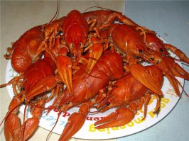 В итоге все раки один хрен одного цвета становятся...после варки)))