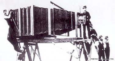 Я тоже так думал. Потом, купив кроп от Никон, я понял, что мне не хватает ФФ, а потом залез в ветку по среднеформатным камерам и понял, что самый отличный фотоаппарат это: