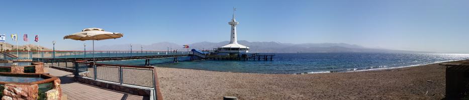 Я просто живу в Израиле. Приезжайте греться!