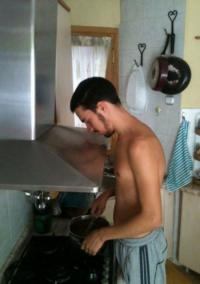 А чё, нормальная кухня для китайцев.
Вымахал, детина европейская...
:)