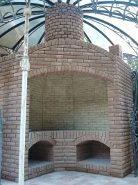 Делали с отцом для ресторана.