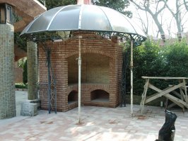 Делали с отцом для ресторана.