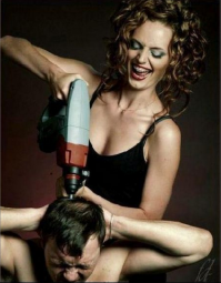 Женщина бы иначе использовала...