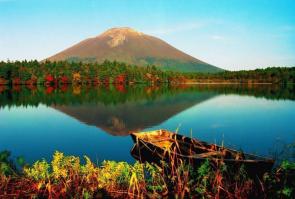 а где красивые места России? Курилы хотя бы.