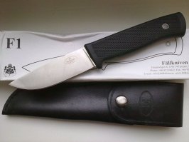 вот таким пользуюсь и ни разу не жалуюсь.