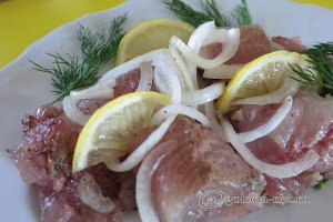А как вам соленый байкальский омулек?
