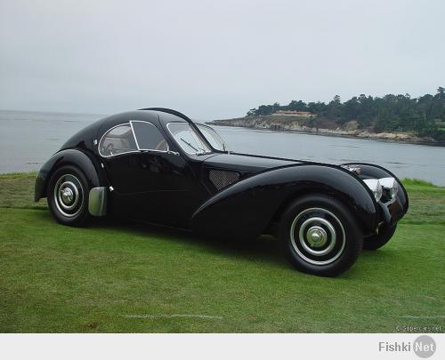 Самый дорогой автомобиль Bugatti Type 57SC Atlantic. В мае 2010 года на аукционе "Гудинг и Компания" автомобиль был куплен за рекордную цену - около 40 млн. долл! В свое время было построено всего 3 таких машины.