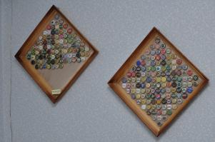 Моя коллекция выглядит так, но счас она уже заполнена полностью. Пробки приклеены на клей