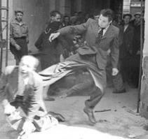 Львов - галичанин в костюме и пожилой еврей